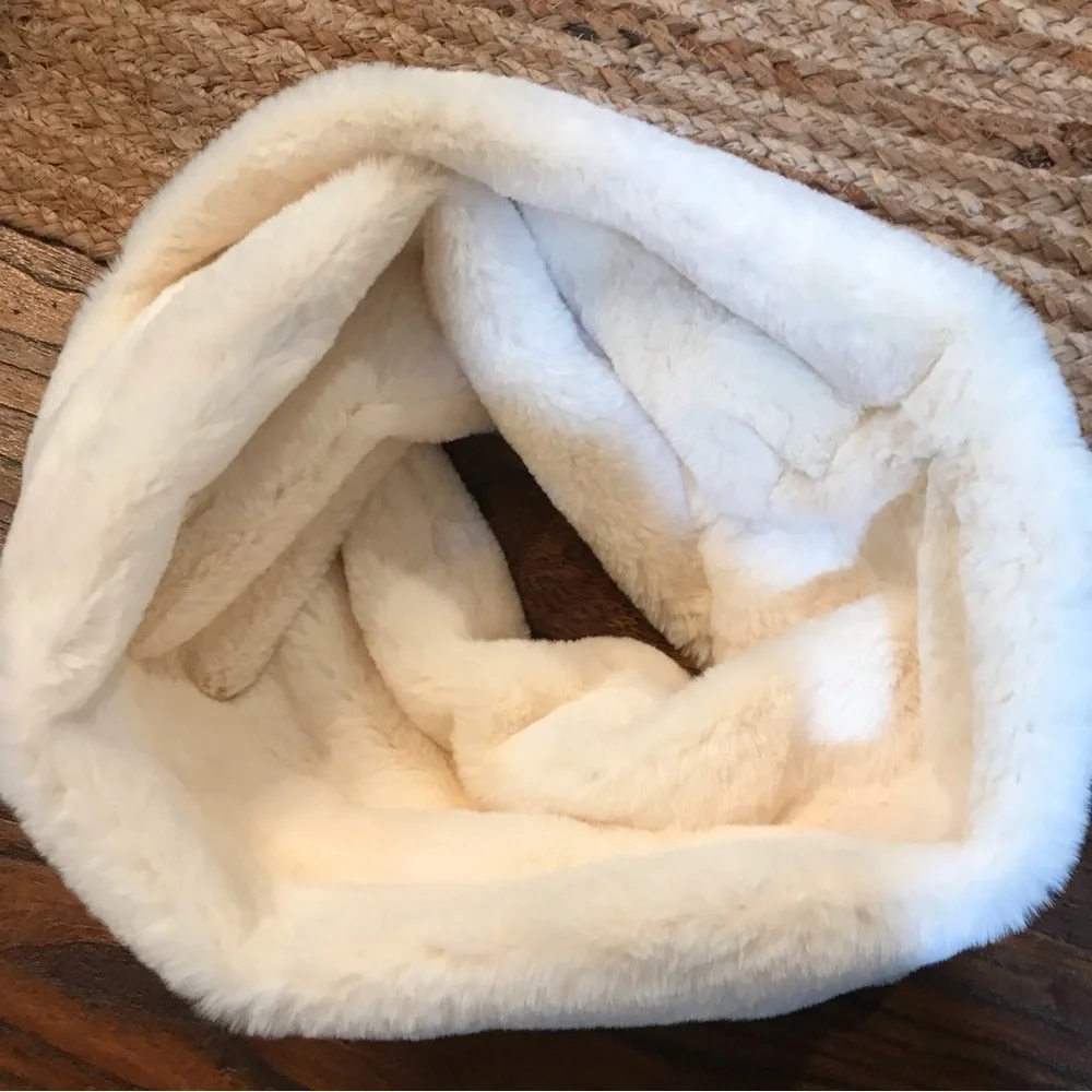 ❄️Infinity Fur Scarf